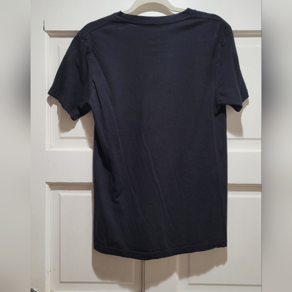 Elvis Presley T-shirt, Medium EUC - Picture 3 of 5